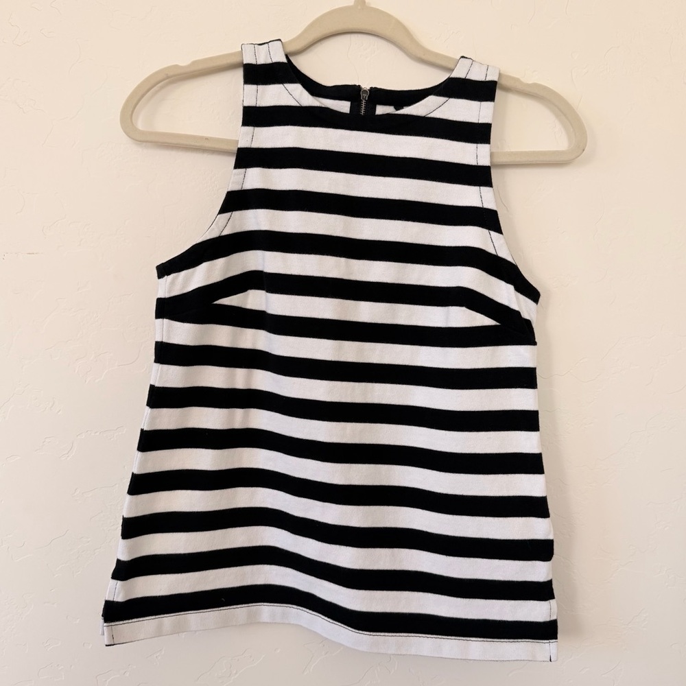 Banana Republic Black White Stripe Sleeveless Top Size 6